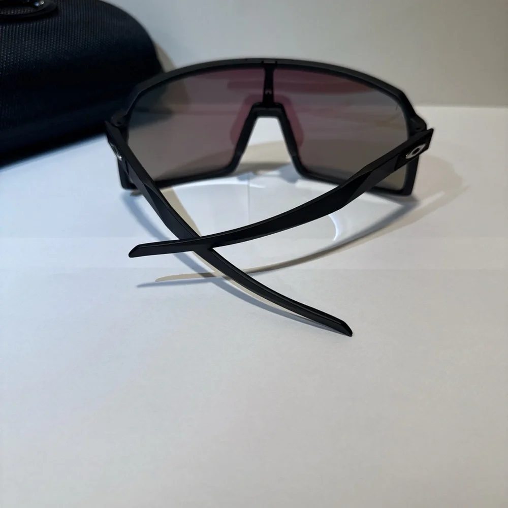 Oakley Sutro Black frame and Blue lense Sunglasses with case - Picture 3 of 4